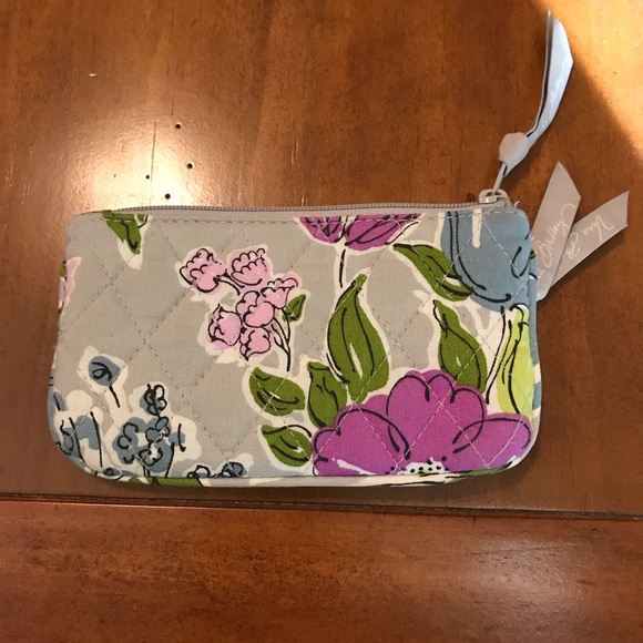 Vera Bradley Handbags - CLOSET CLOSING 4/29 - Vera Bradley key/coin purse